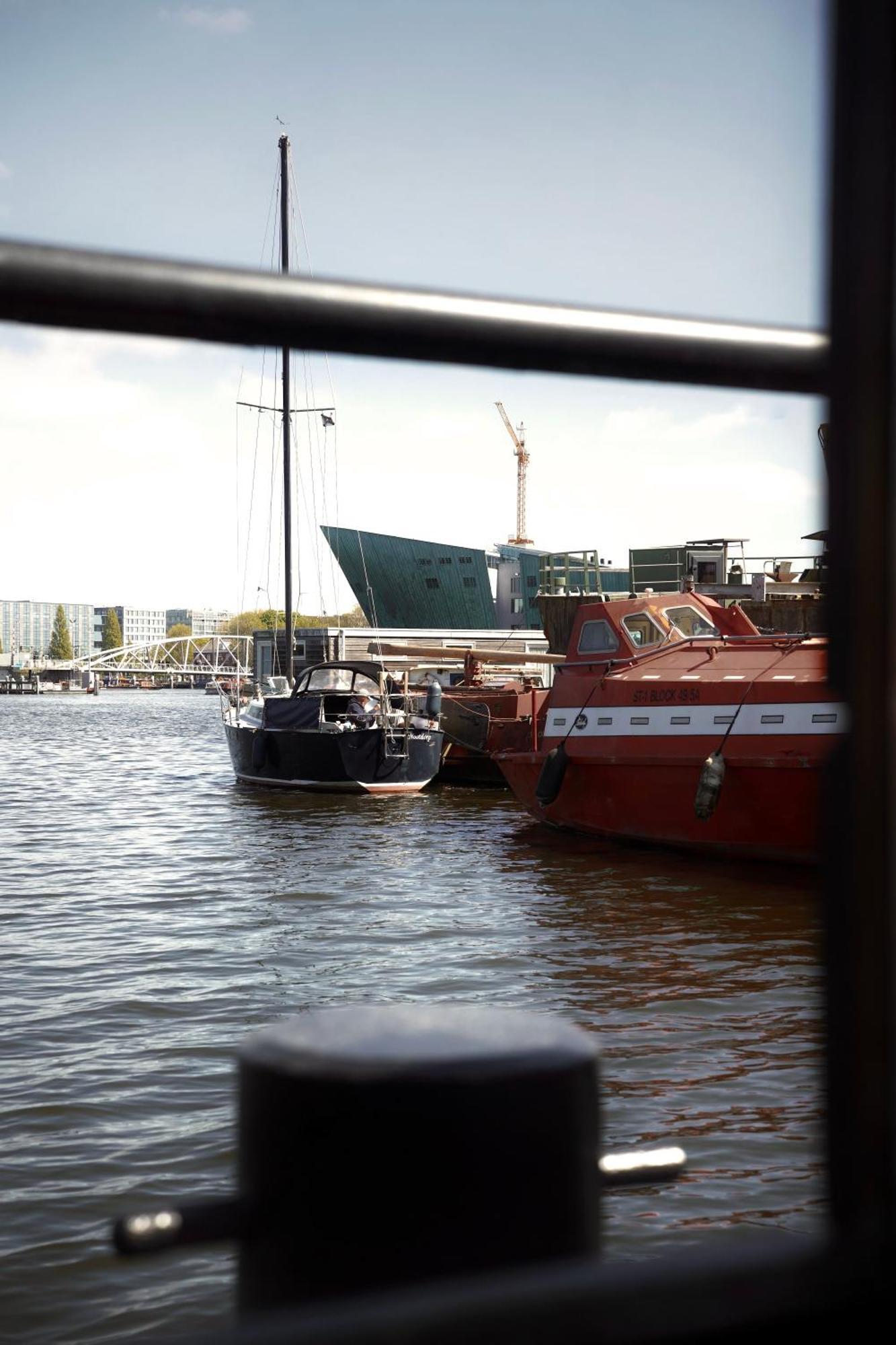 Bed & Breakfast Houseboat-amsterdam-classic *